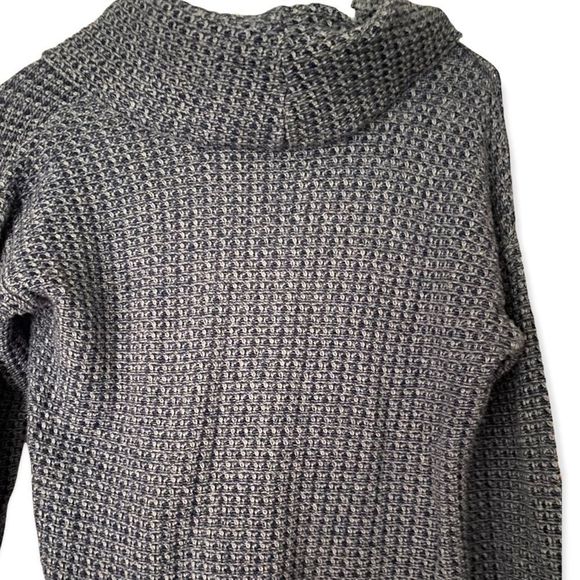 2/$20💖 eight eight eight - Cowl Neck Knit Sweater - Picture 6 of 6